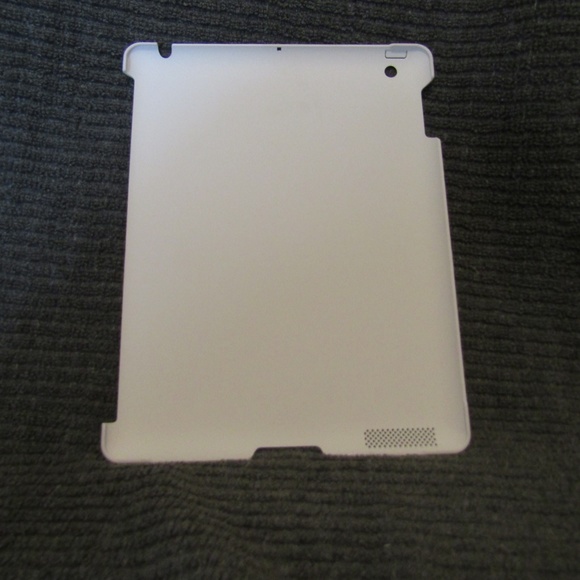 BlueLounge Shell Protective Cover for 9.7" iPad - White Golf - Picture 4 of 4